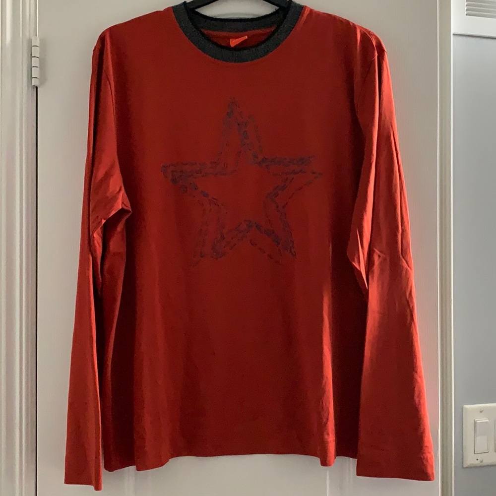 Hugo Boss top